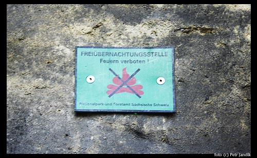 Freiübernachtungsstelle, cedulka označující povolený bivak