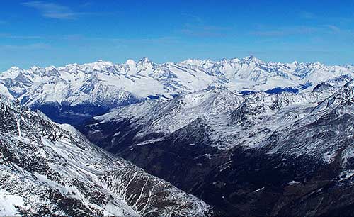 Bernské Alpy na obzoru