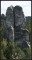 Maják-uprostřed Západní komín. Německý roh vede spárou uprostřed, doprava na blkón, doleva na velkou lavici v půlce západního komínu vpravo na hranu a po ní na vrchol.