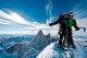 Stephan Siegrist a Dani Arnold na vrcholu Torre Egger, Patagonie. V pozadí Fitz Roy