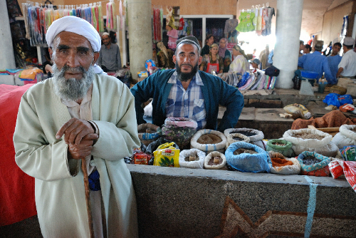Bazar v Pendjikentu, Tadžikistán