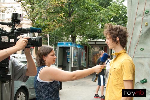 Adam Ondra promlouvá do kamery České televize