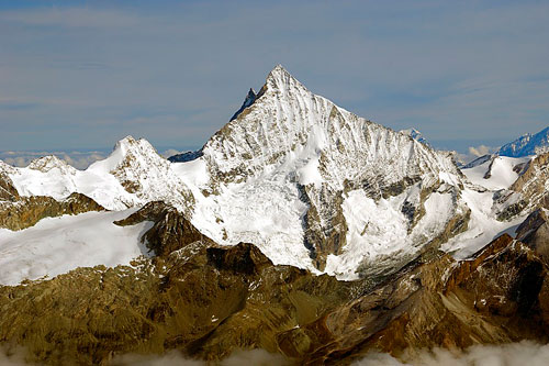 Fešák Weisshorn z vrcholu Breithornu