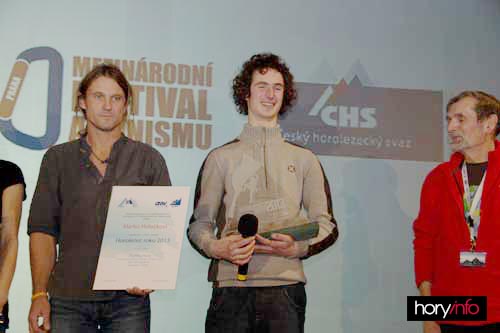 Marek Holeček a Adam Ondra s ředitelem festivalu Ladislavem Jiráskem