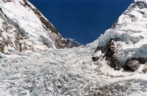 Ledopád Khumbu