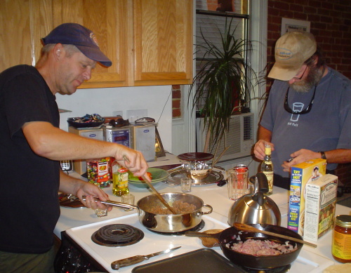 Allen dobrej kuchař a Peter FinUp Gallagher, Denver 2007