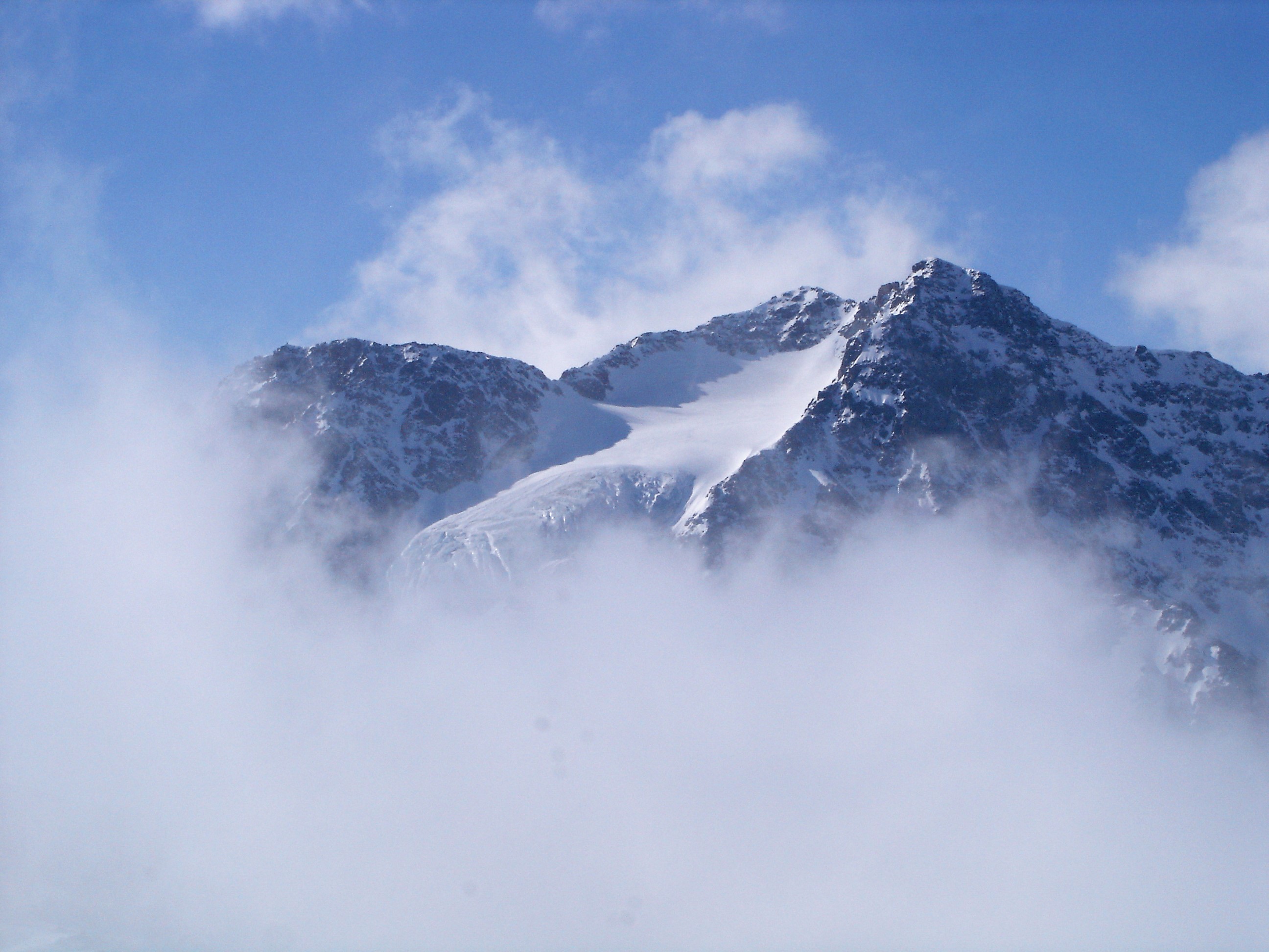 Pohled na Dreiländerspitze z východu