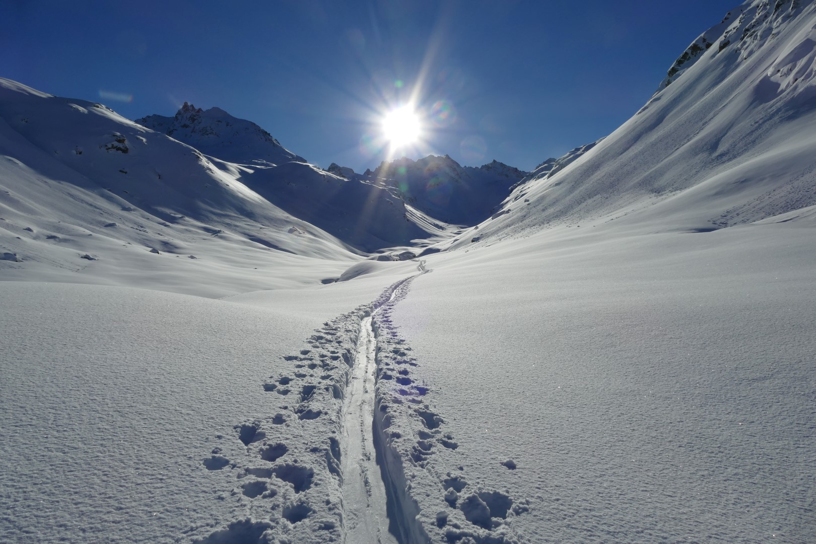 Mittlere Getschnerspitze vlevo a Rauen Kopf vzadu